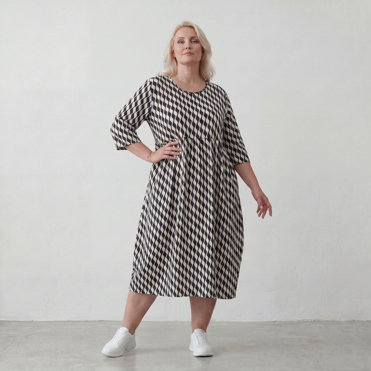 AKH Fashion · Kleid · Hines · 6698 · Waves