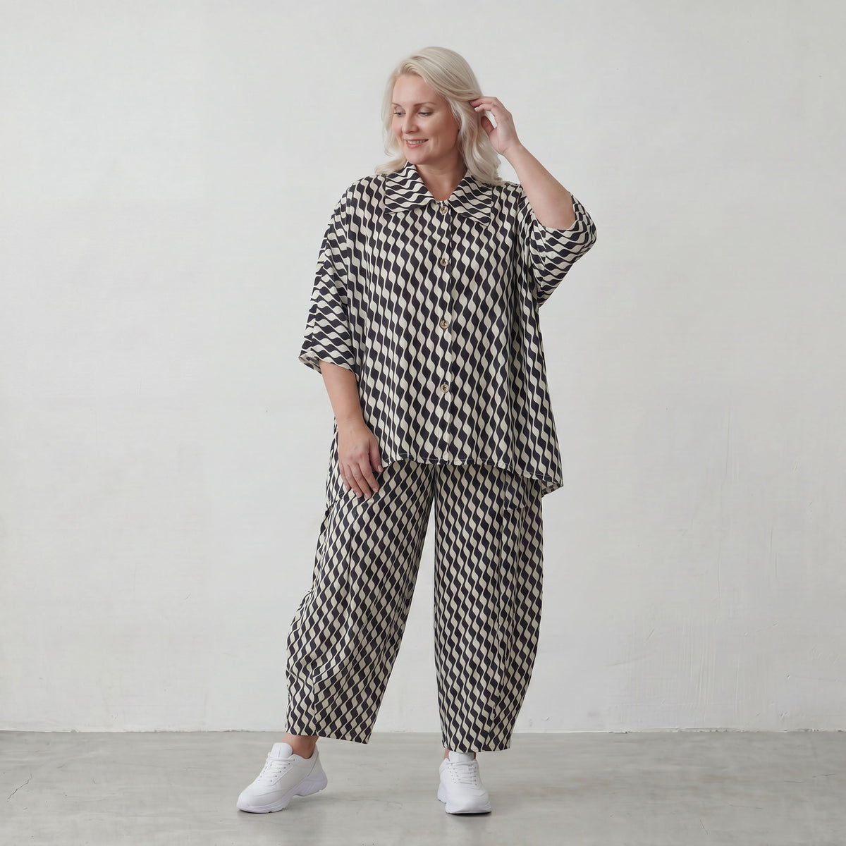 AKH Fashion · Hose · Hines · 8069 · Waves