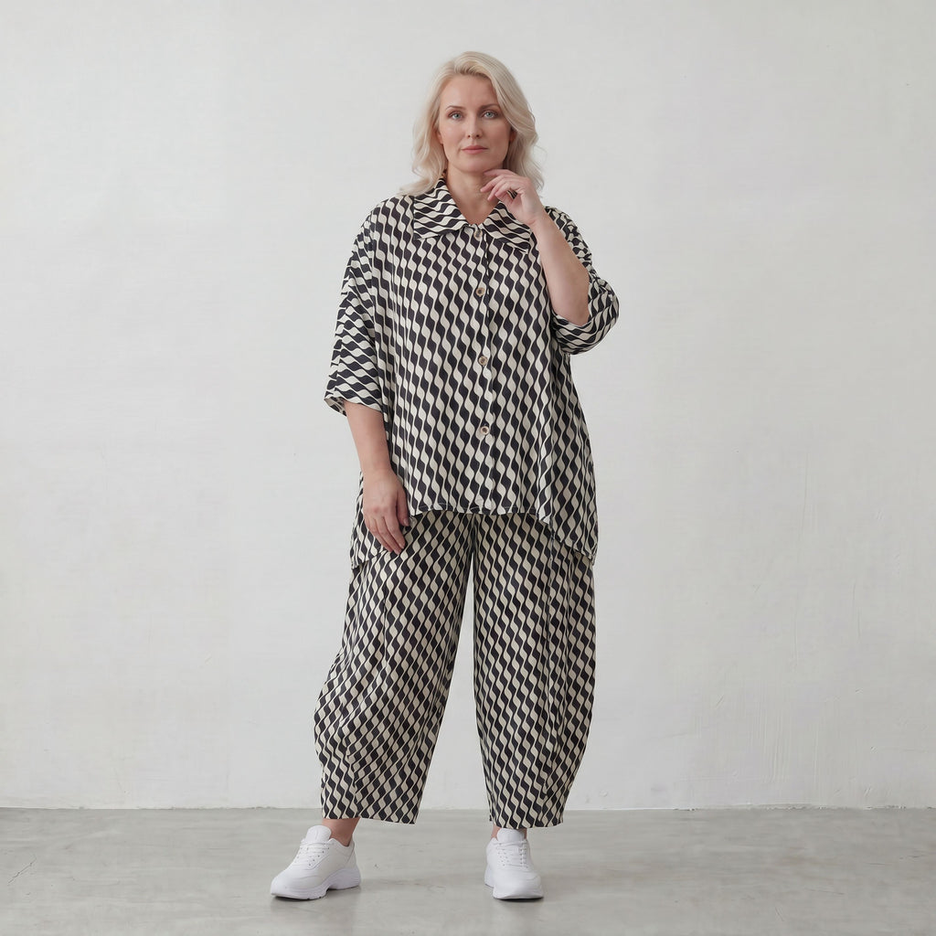 AKH Fashion · Blouse · Hines · 7092 · Waves