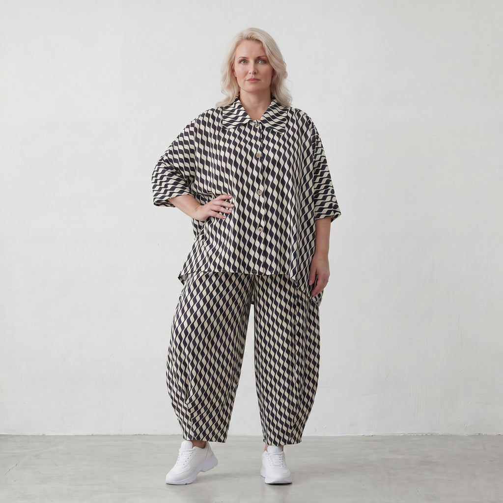AKH Fashion · Blouse · Hines · 7092 · Waves