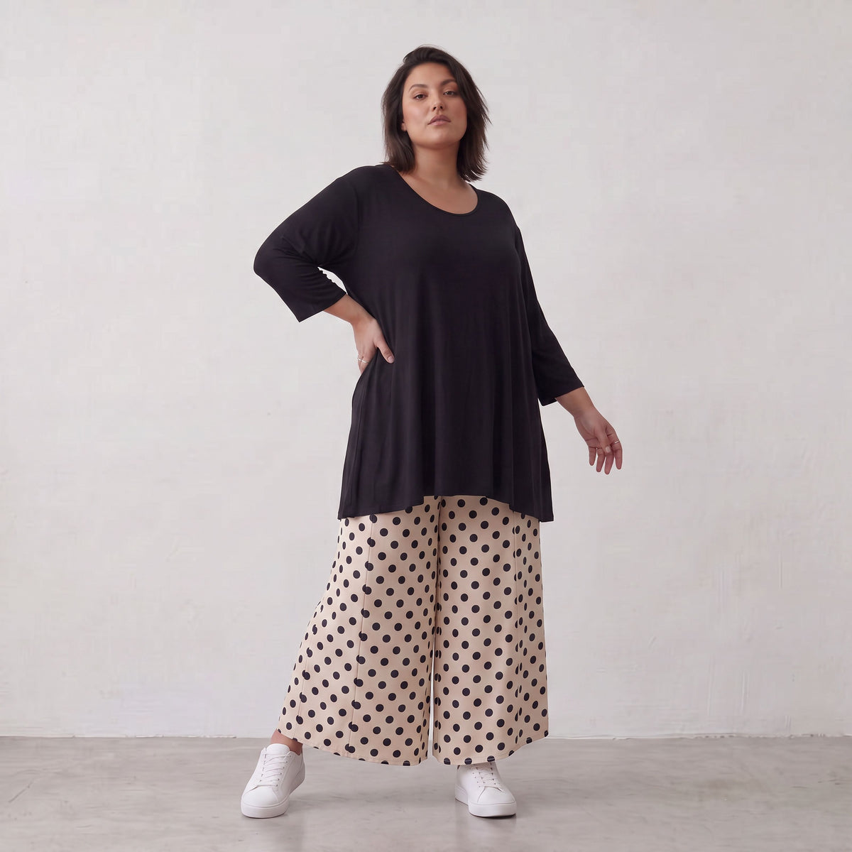 AKH Premium · Hose · BlackPolka · 7251 · BlackDots