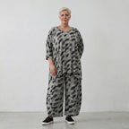 AKH 593 Big Shirt, Black and White