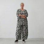 AKH 593 Big Shirt, Black and White