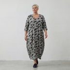AKH 1926 dress, black and white