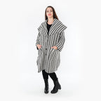AKH Fashion Mantel 1776 Madeleine, Weiß/Schwarz