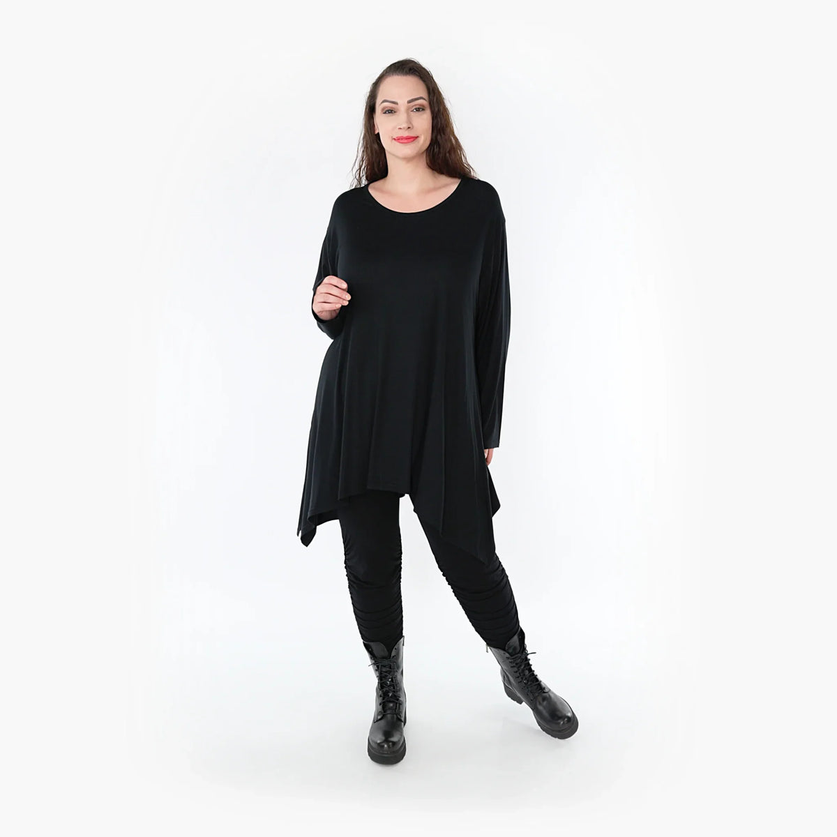 AKH Basics · T-shirt · Skye · 1019L · Schwarz