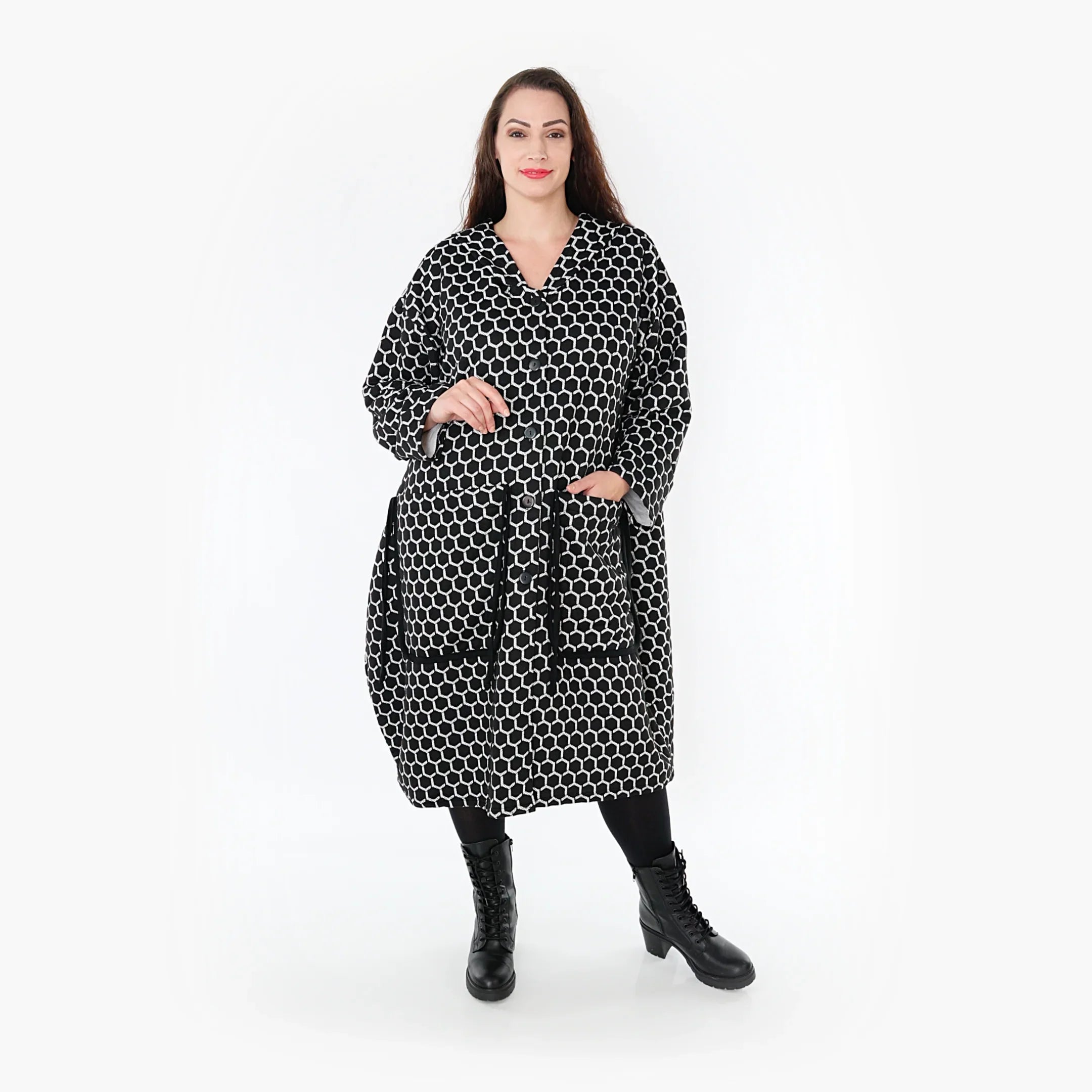 AKH 6986 Coat, Black and White