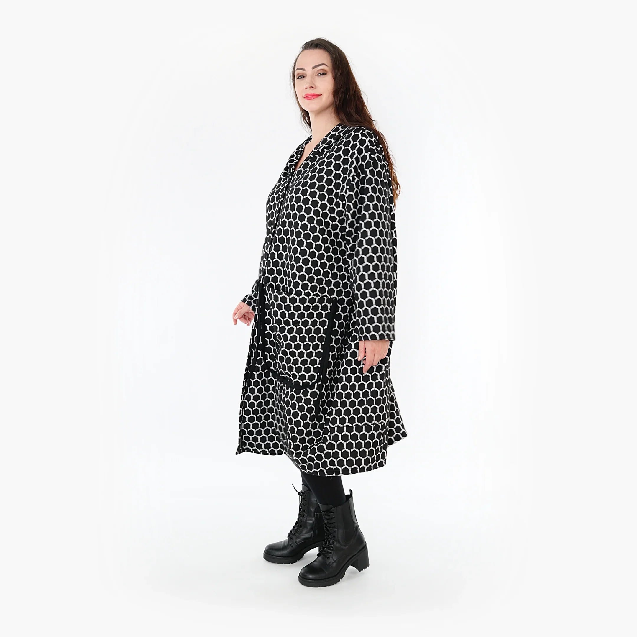 AKH 6986 Coat, Black and White