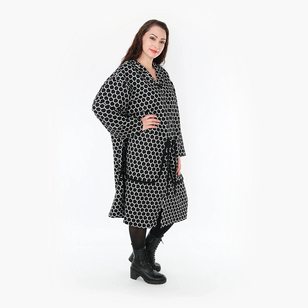 AKH 6986 Coat, Black and White