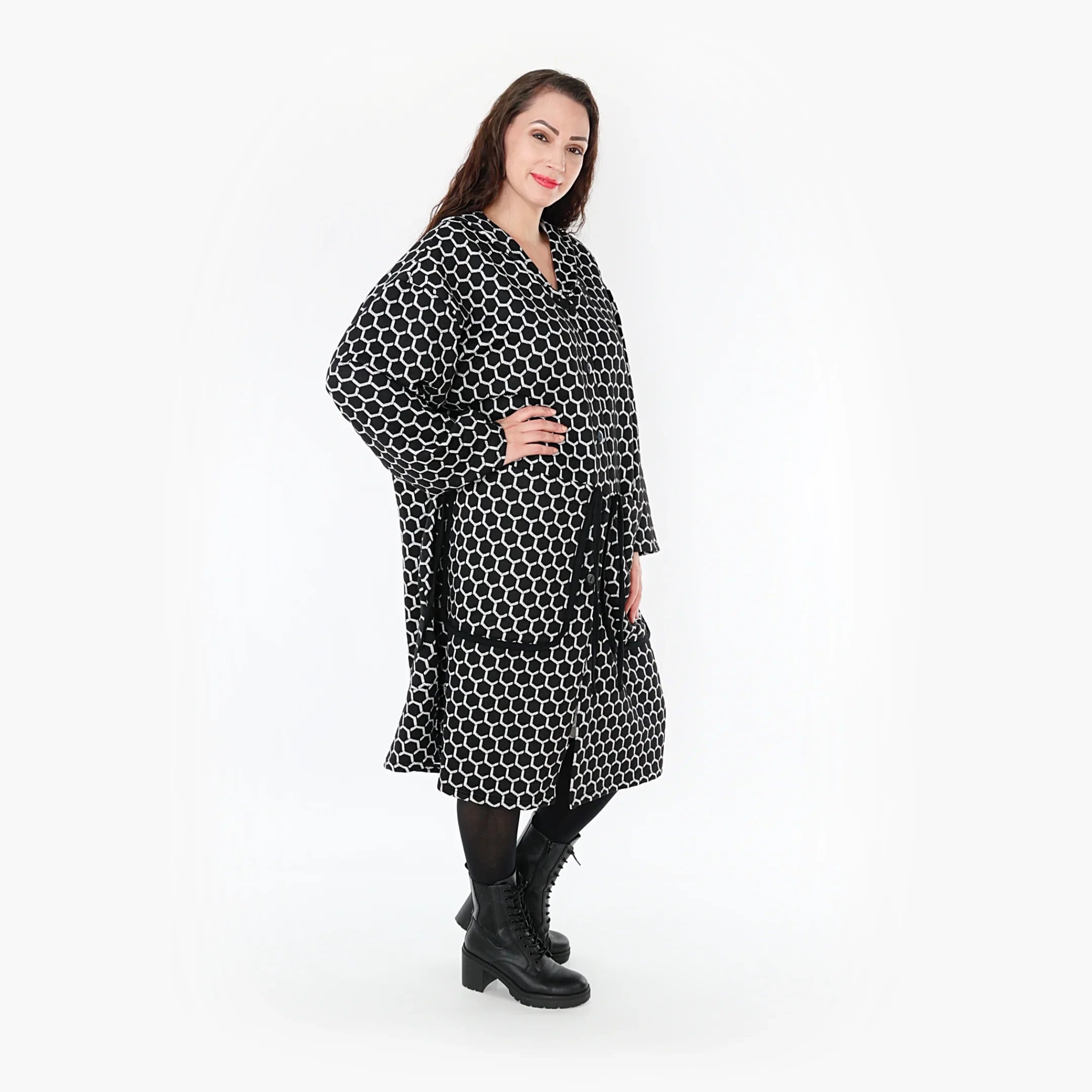 AKH 6986 Coat, Black and White