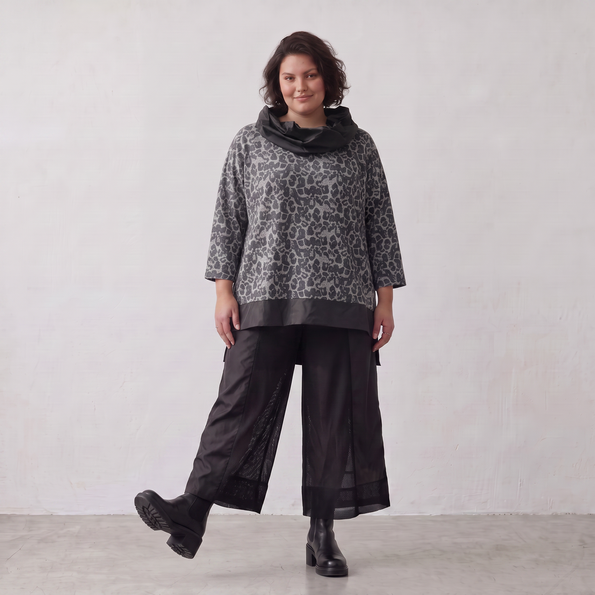 AKH Premium · Shirt · LeoVella · 2627 · LeoGrey