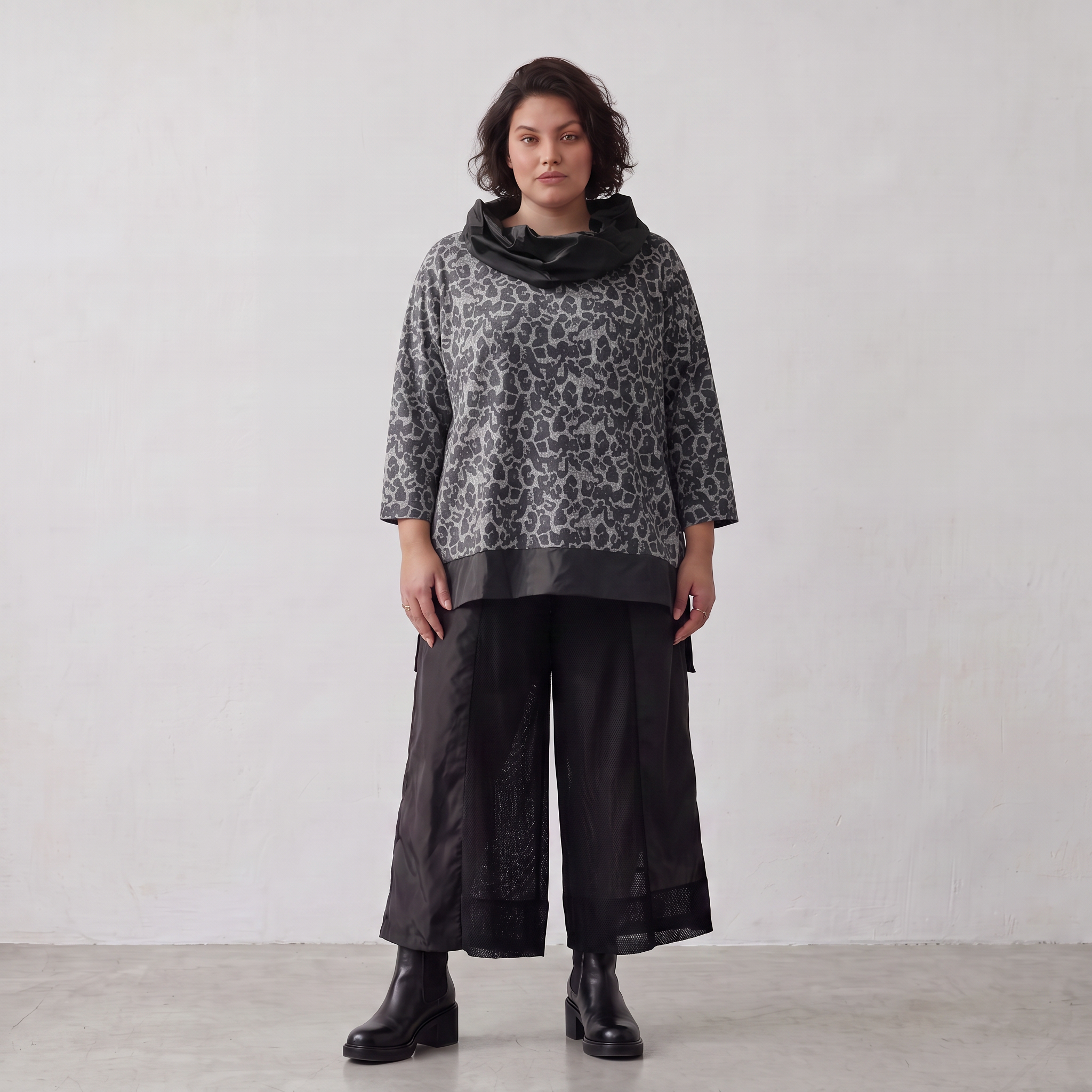 AKH Premium · Shirt · LeoVella · 2627 · LeoGrey