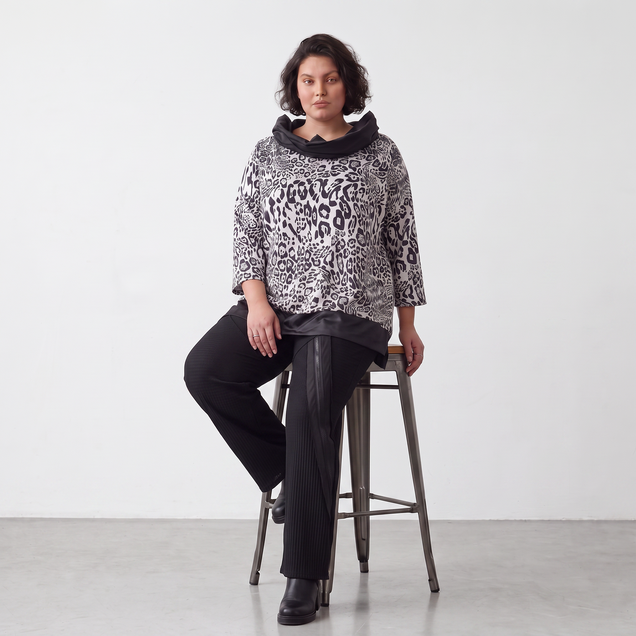 AKH Premium · Shirt · LeoVella · 2627 · ZebraStripes