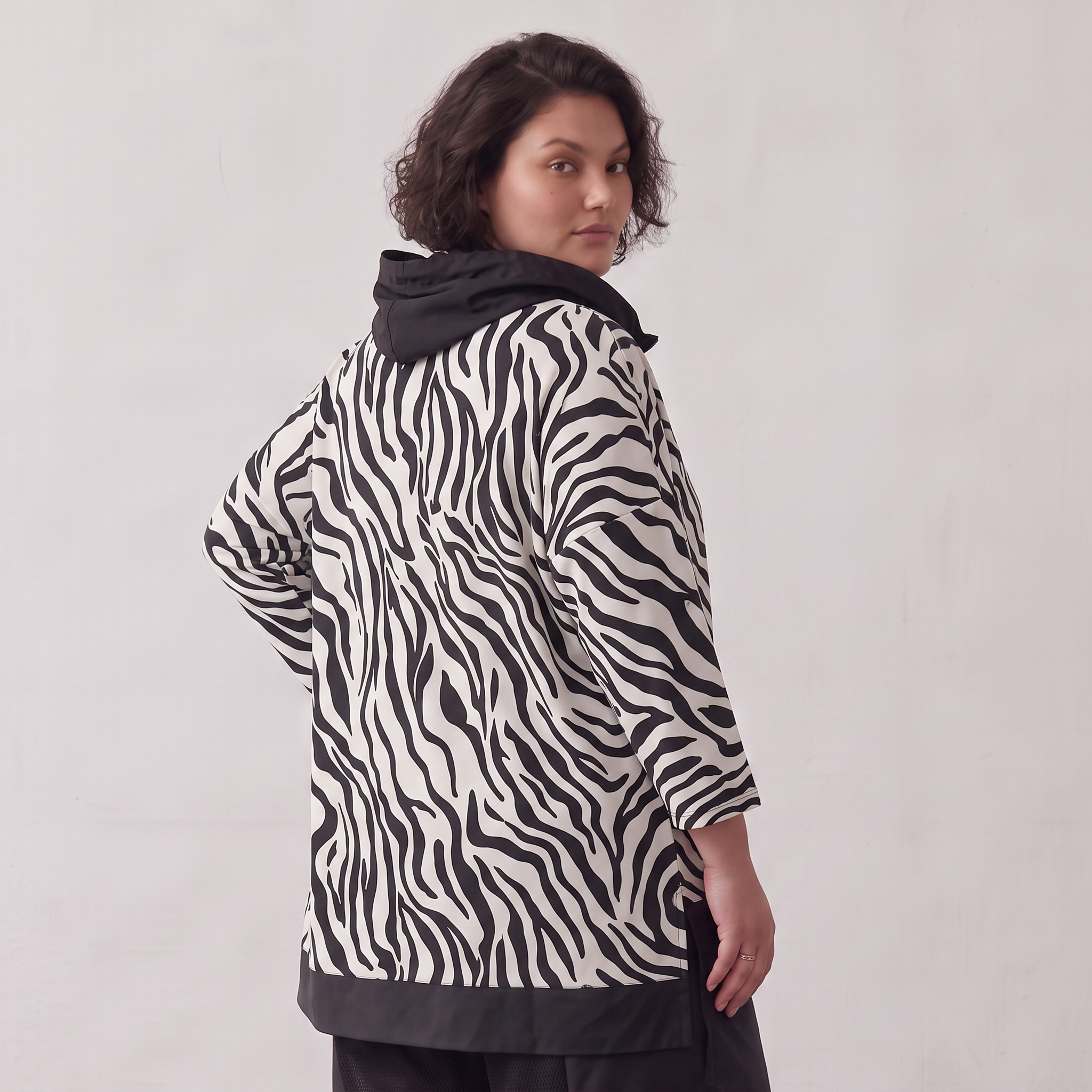 AKH Premium · Shirt · LeoVella · 2627 · ZebraStripes