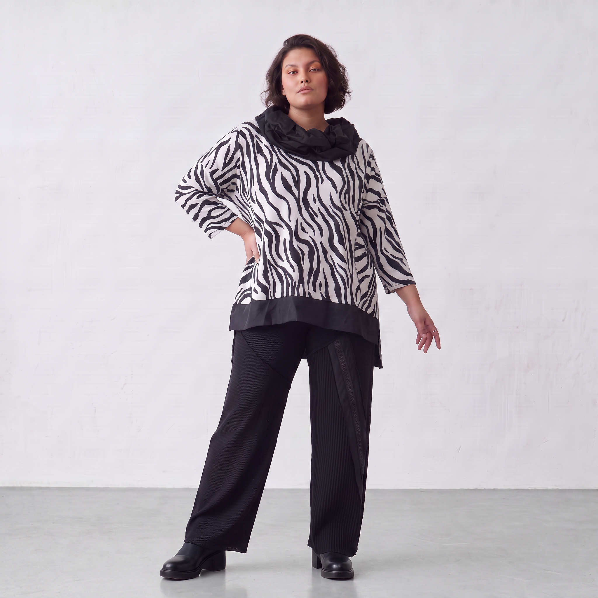 AKH Premium · Shirt · LeoVella · 2627 · ZebraStripes