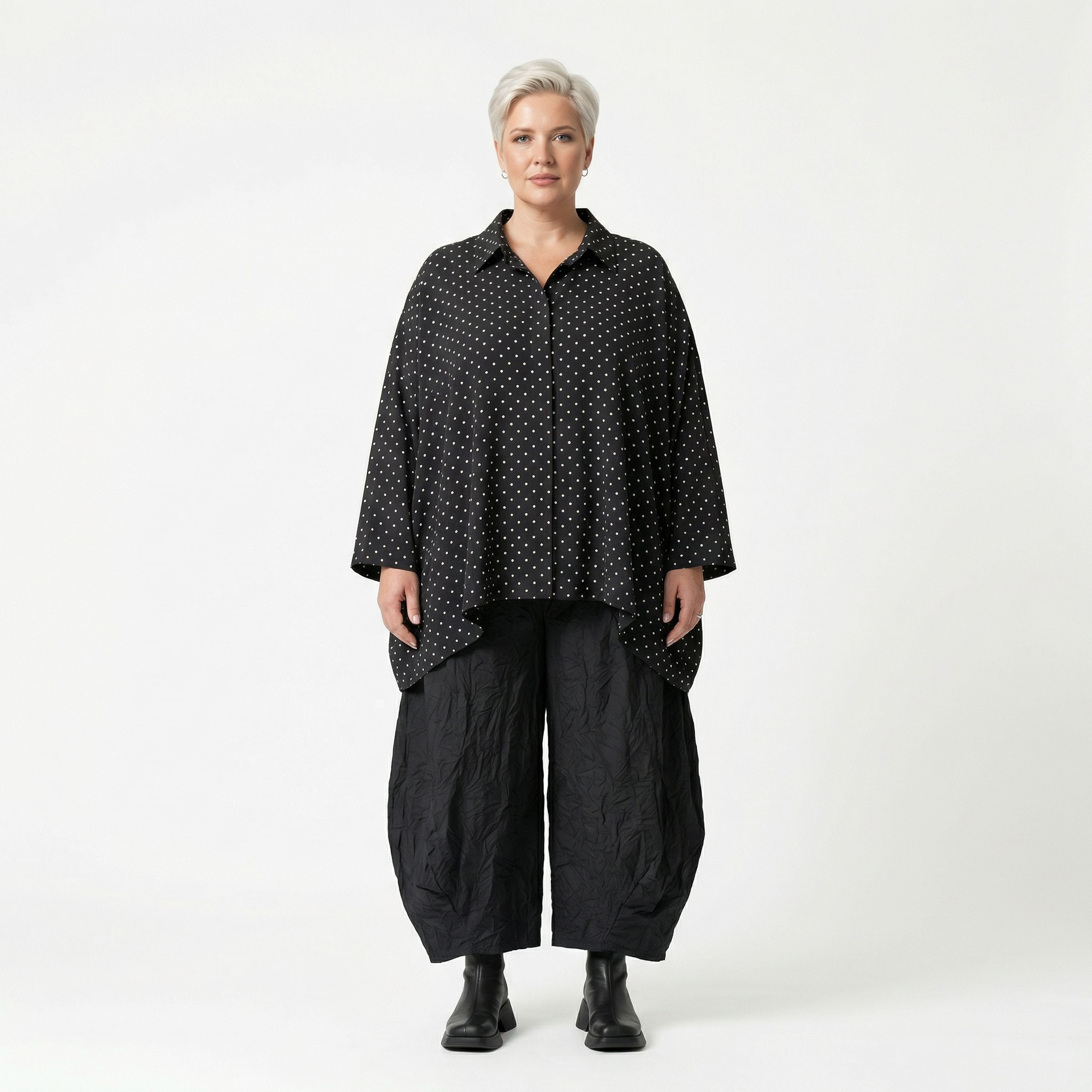 AKH Fashion 7110 Blouse, Black and White