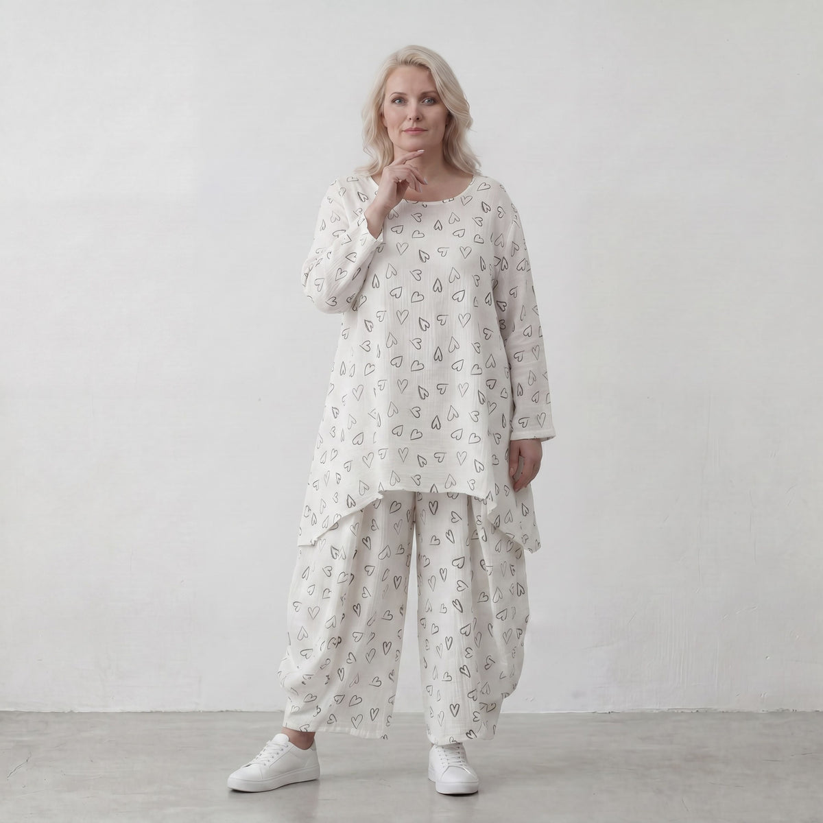 AKH Fashion · Shirt · MusiHeart · 593 · WhiteHearts