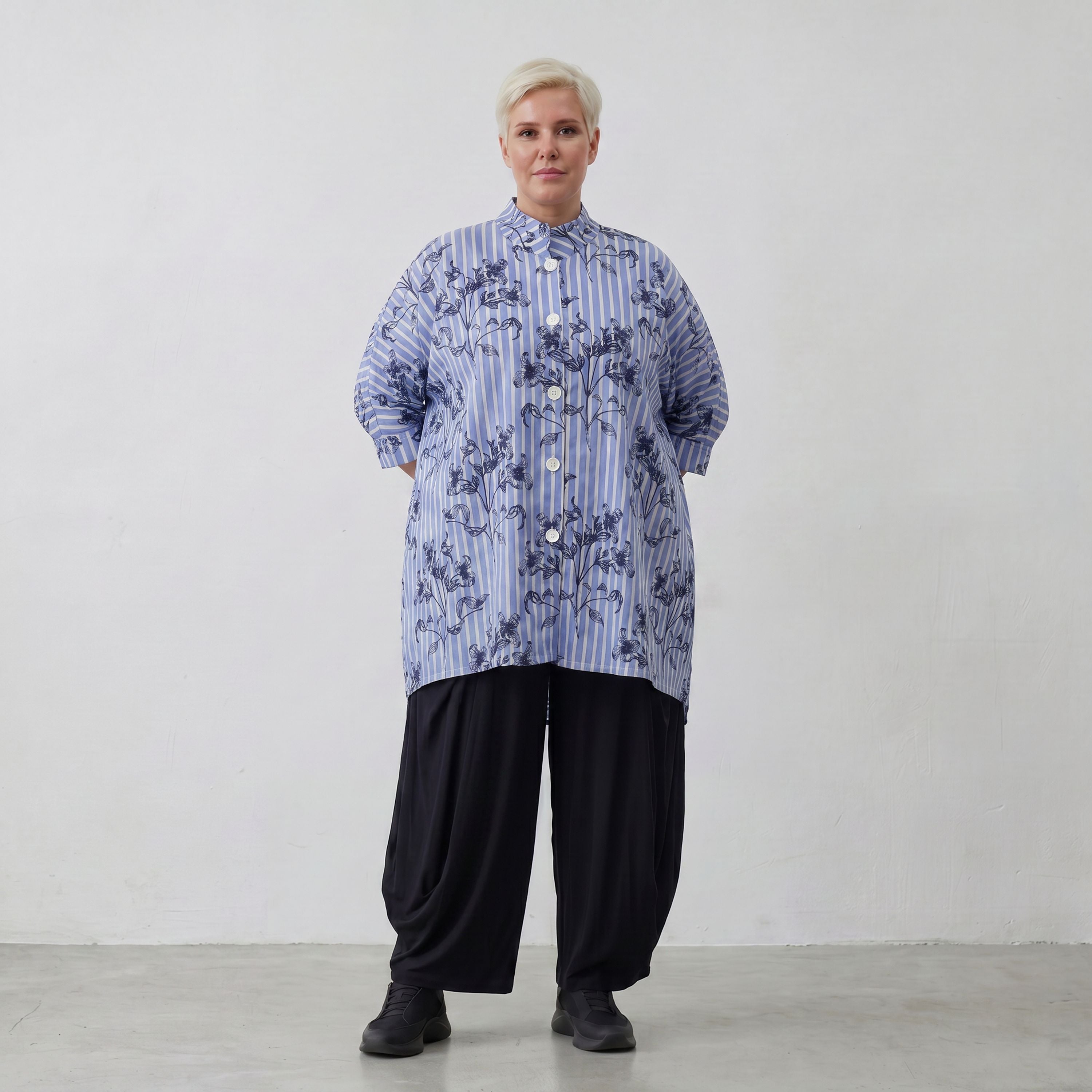 AKH Fashion Bluse 7116 Nehi, Blau-Weiß-Schwarz