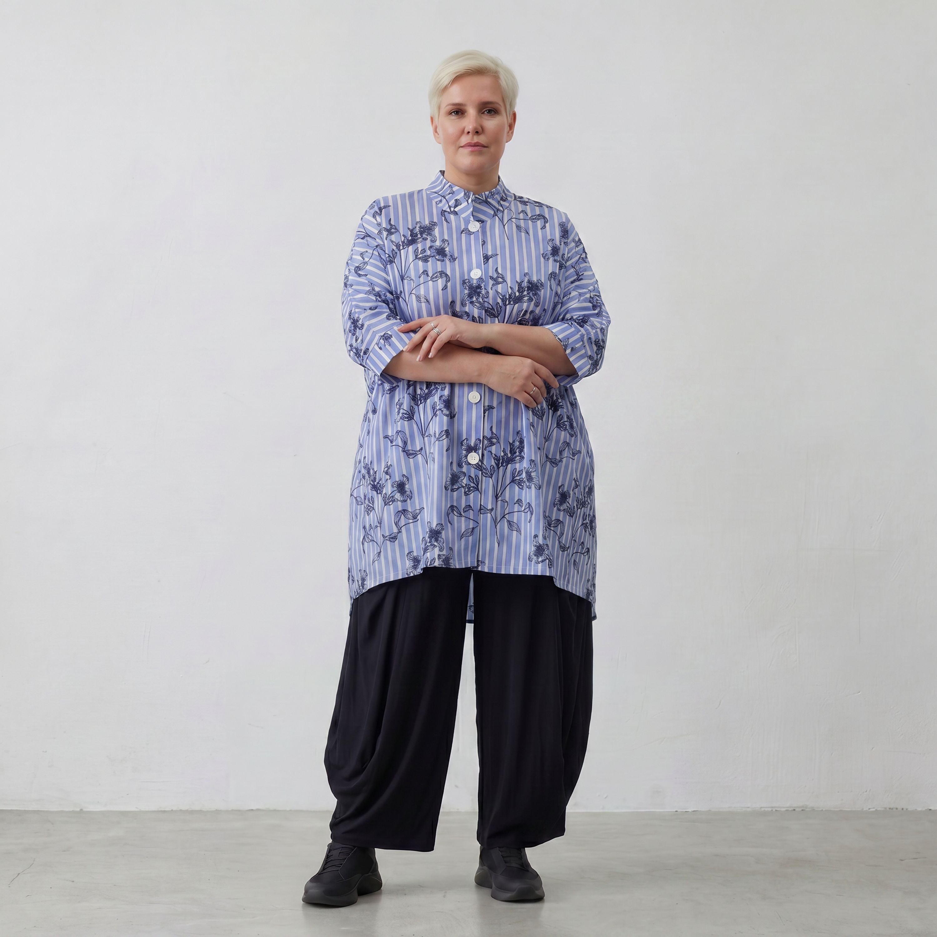 AKH Fashion Bluse 7116 Nehi, Blau-Weiß-Schwarz