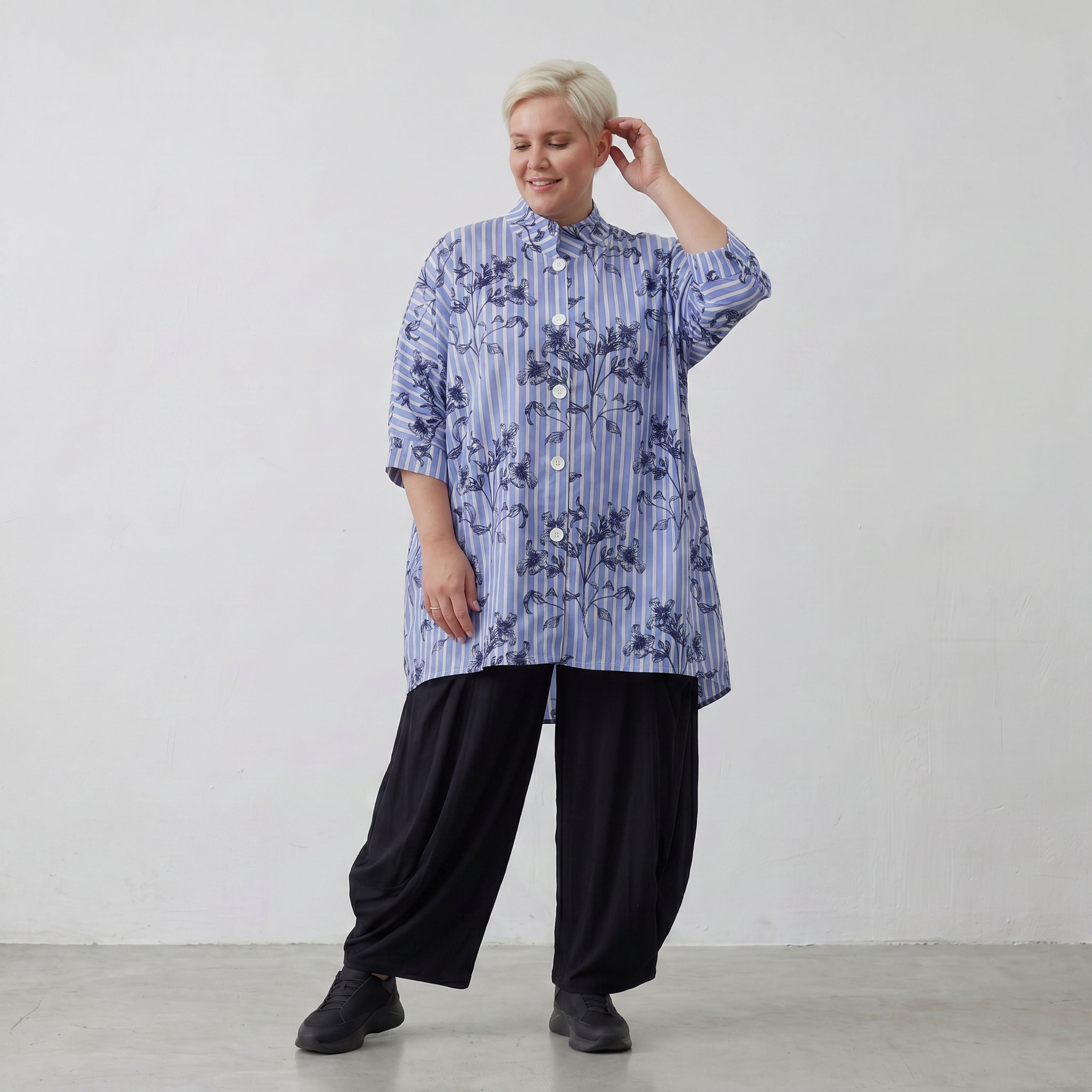 AKH Fashion Bluse 7116 Nehi, Blau-Weiß-Schwarz