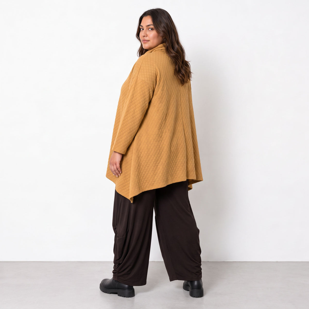 AKH Fashion · T-shirt · Nerva · 593R · Camel