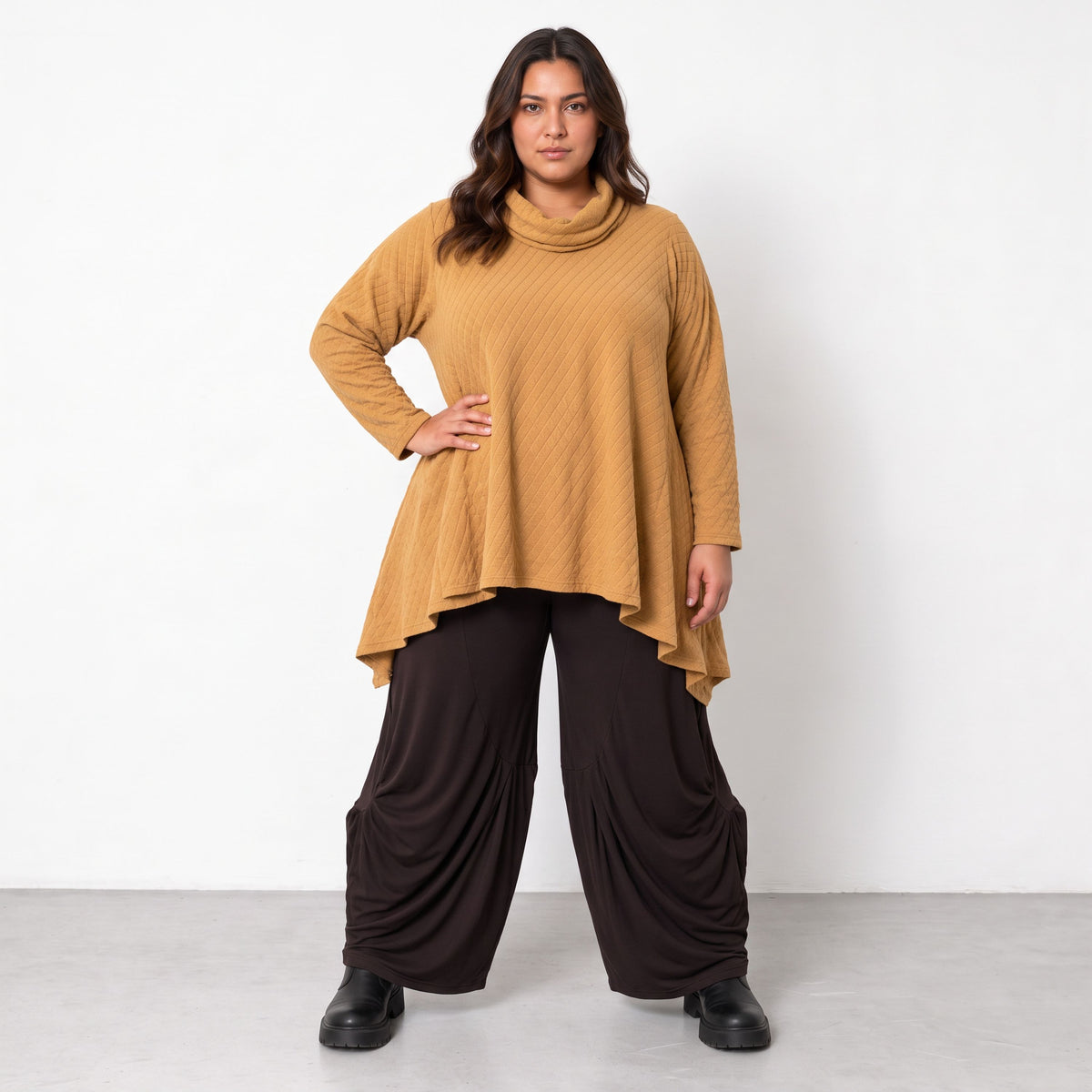 AKH Fashion · T-shirt · Nerva · 593R · Camel