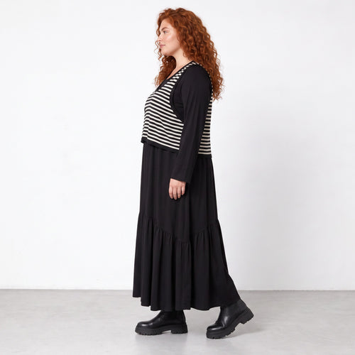 AKH Premium · Überwurf · Nuvella · 2623 · GreyStripes