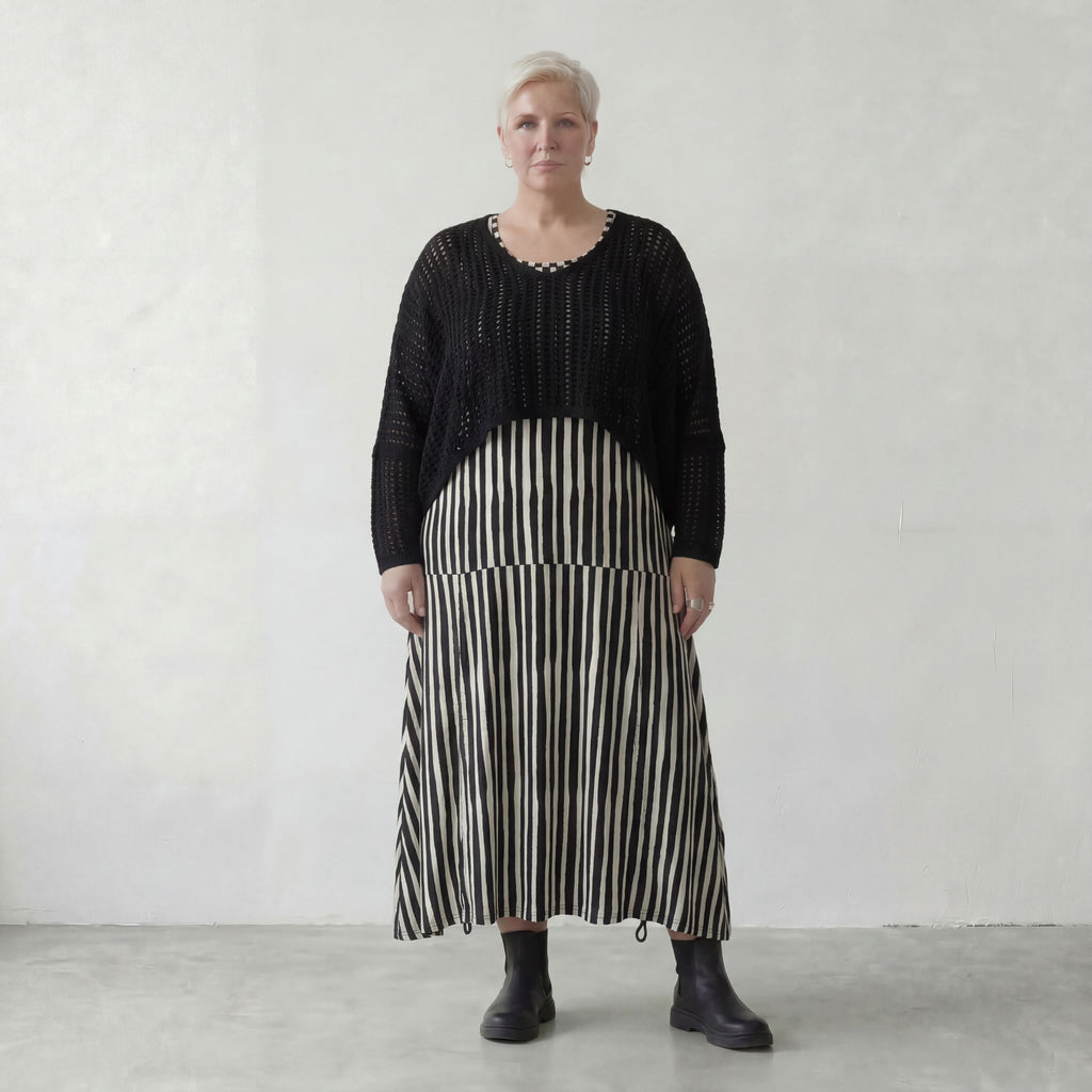 AKH Premium · Überwurf · Cirella · 2613 · Schwarz