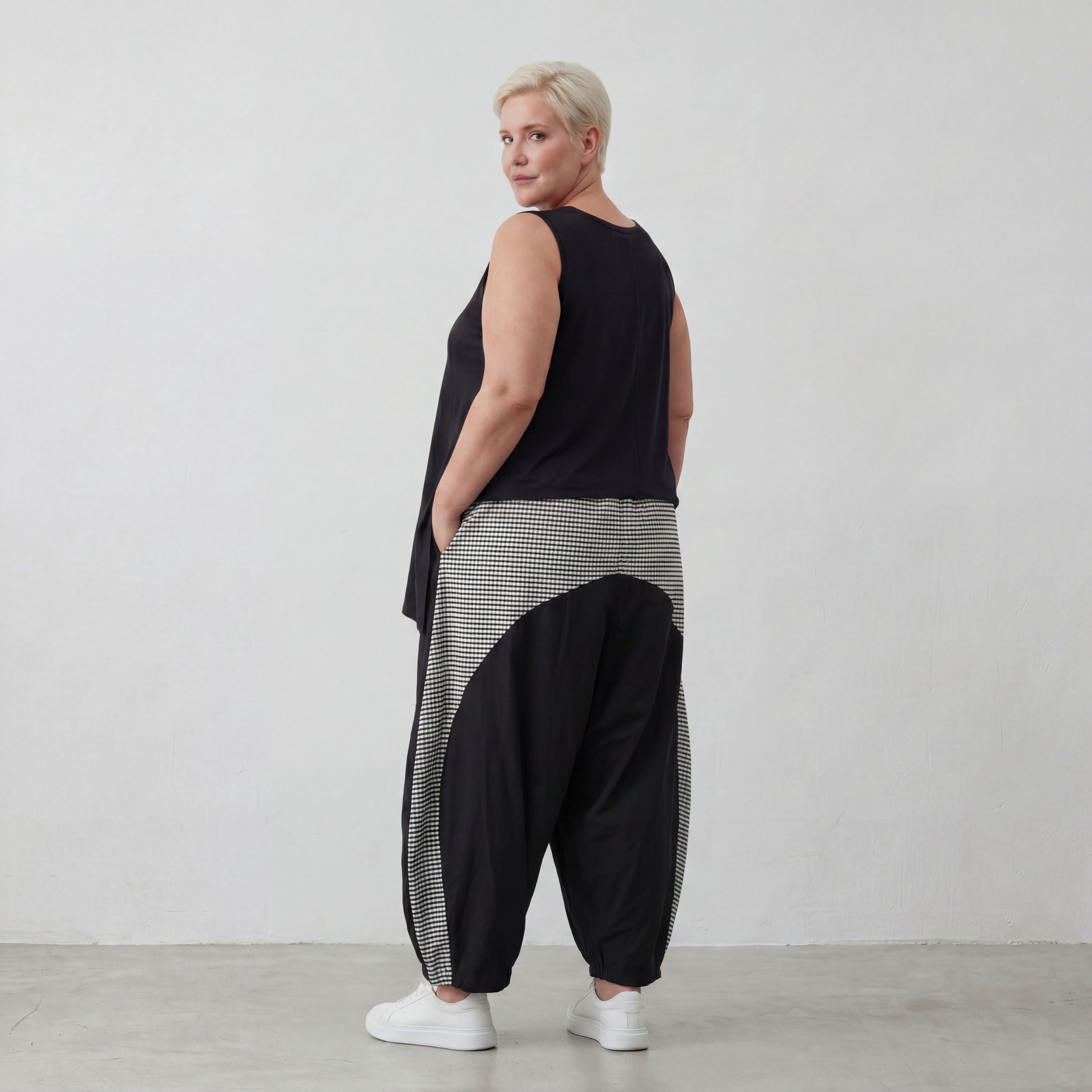 Luftige Ballon-Hose im Baggy Style aus Crinkle-Stoff