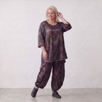 AKH Fashion · Broek · PlumOrchid · 8069 · NoirAbstract