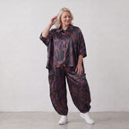 AKH Fashion · Blouse · PlumOrchid · 7092 · NoirAbstract