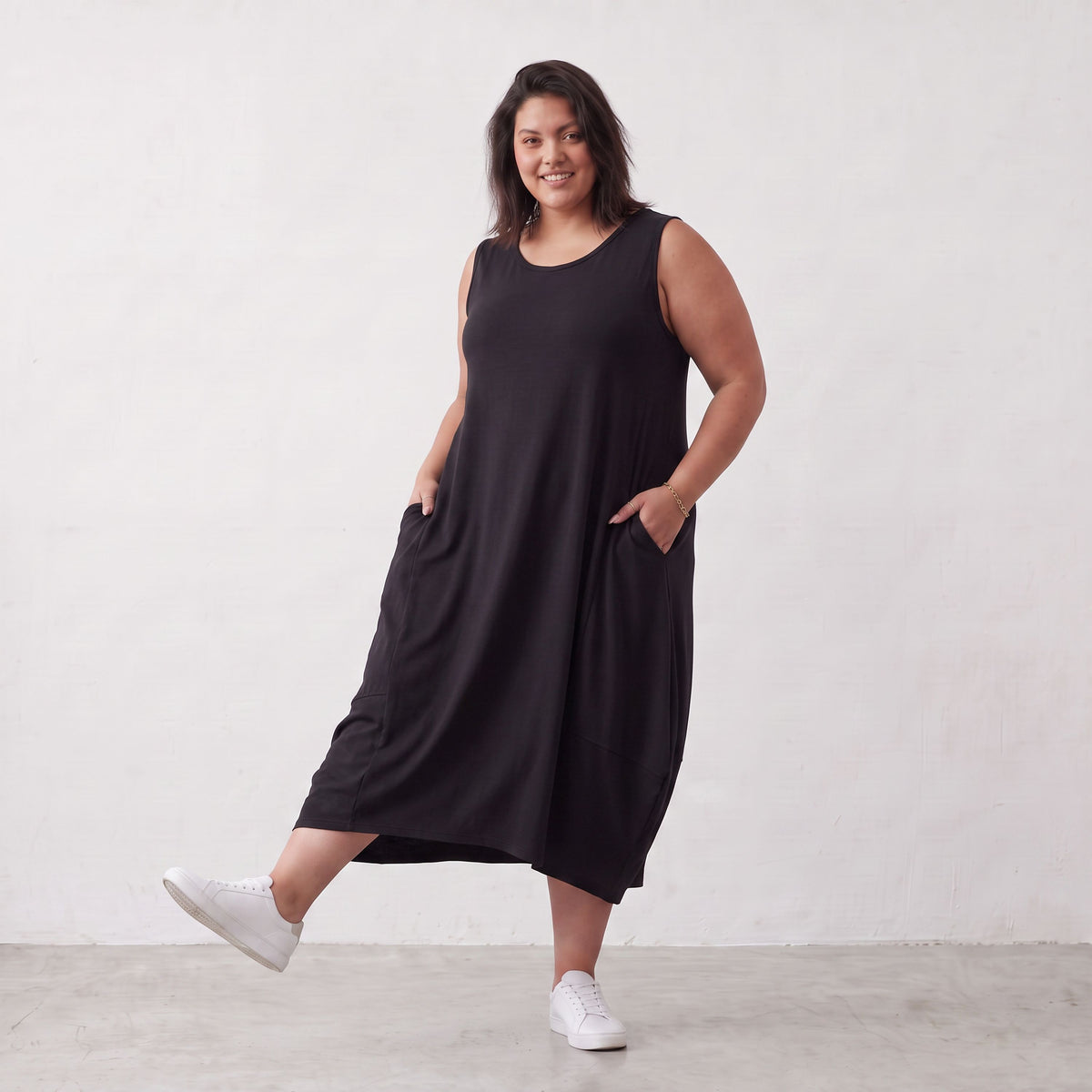 AKH Premium · Kleid · UrbanFlow · 7263 · UrbanBlack