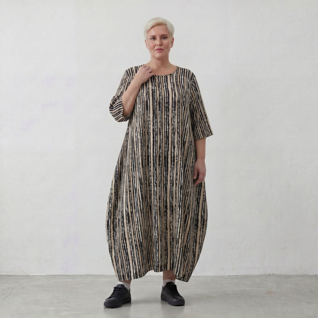 AKH 1926 dress, beige-black-white