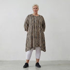 AKH 2667 Big Shirt, Beige-Black-White