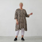 AKH 2667 Big Shirt, Beige-Black-White