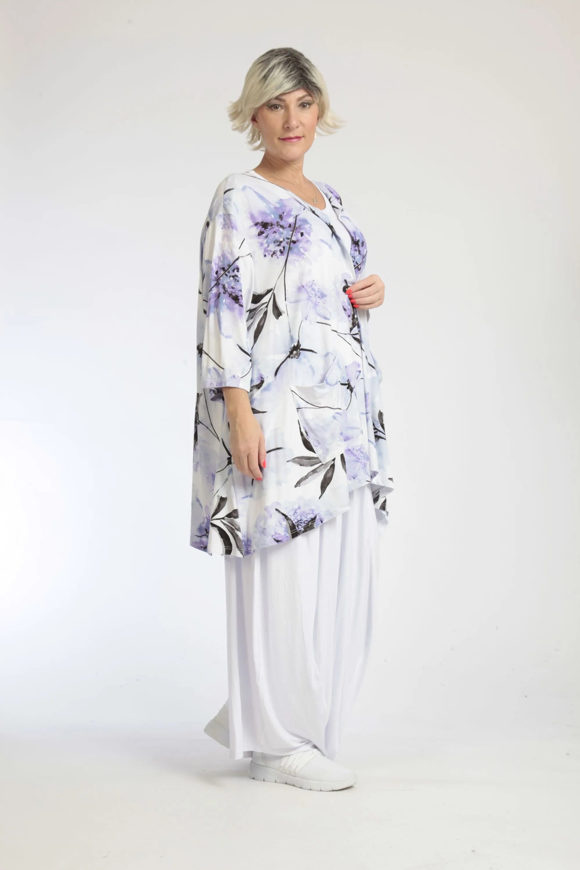 Summer jacket in A-shape made of soft jersey quality, Sumire in white-lilac