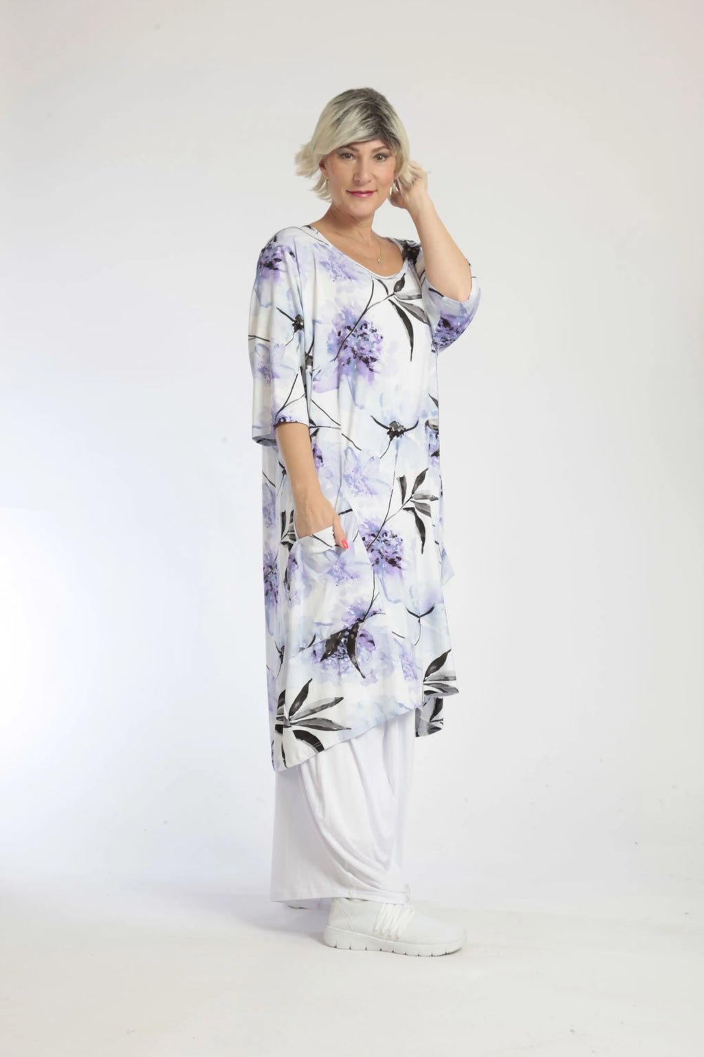Summer dress in a straight shape made of soft jersey quality, Sumire in white-lilac