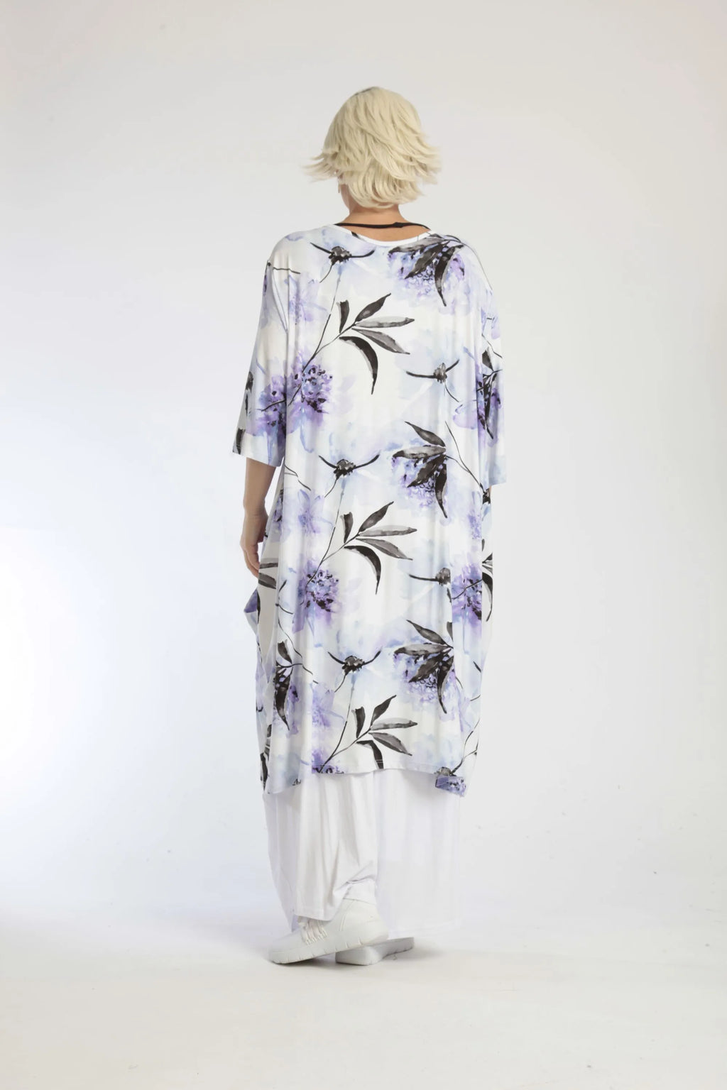 Summer dress in a straight shape made of soft jersey quality, Sumire in white-lilac