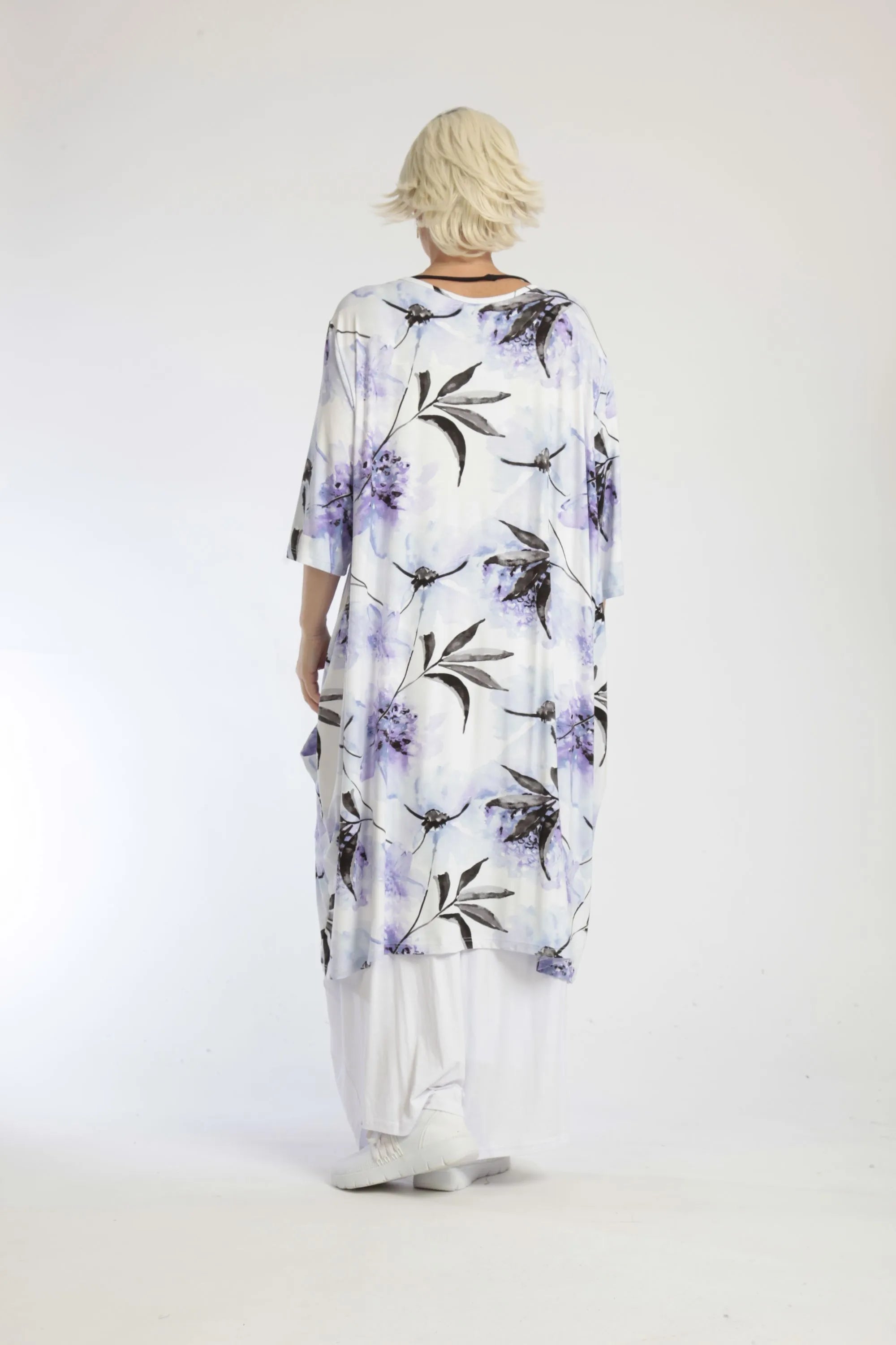 Summer dress in a straight shape made of soft jersey quality, Sumire in white-lilac