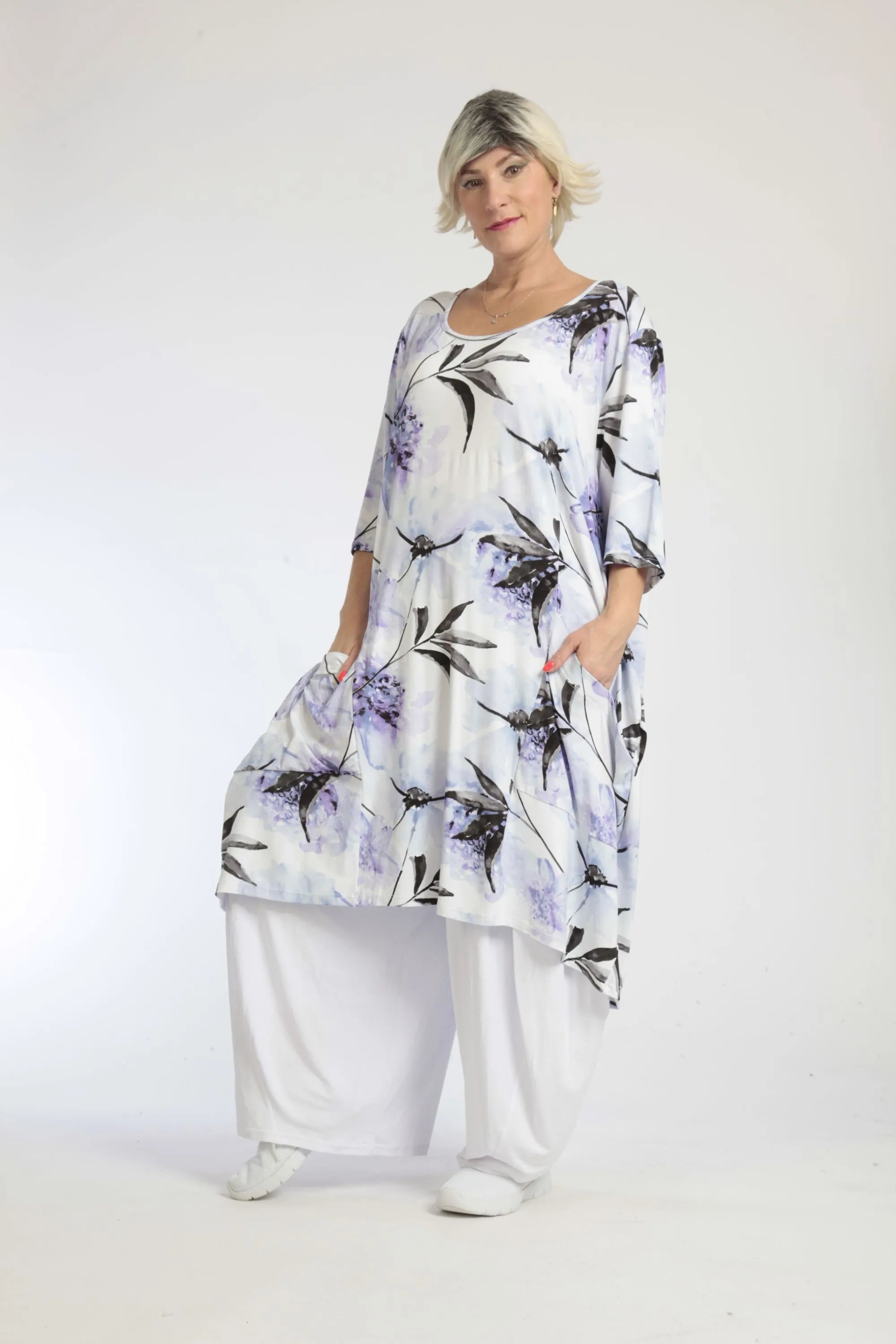 Summer dress in a straight shape made of soft jersey quality, Sumire in white-lilac