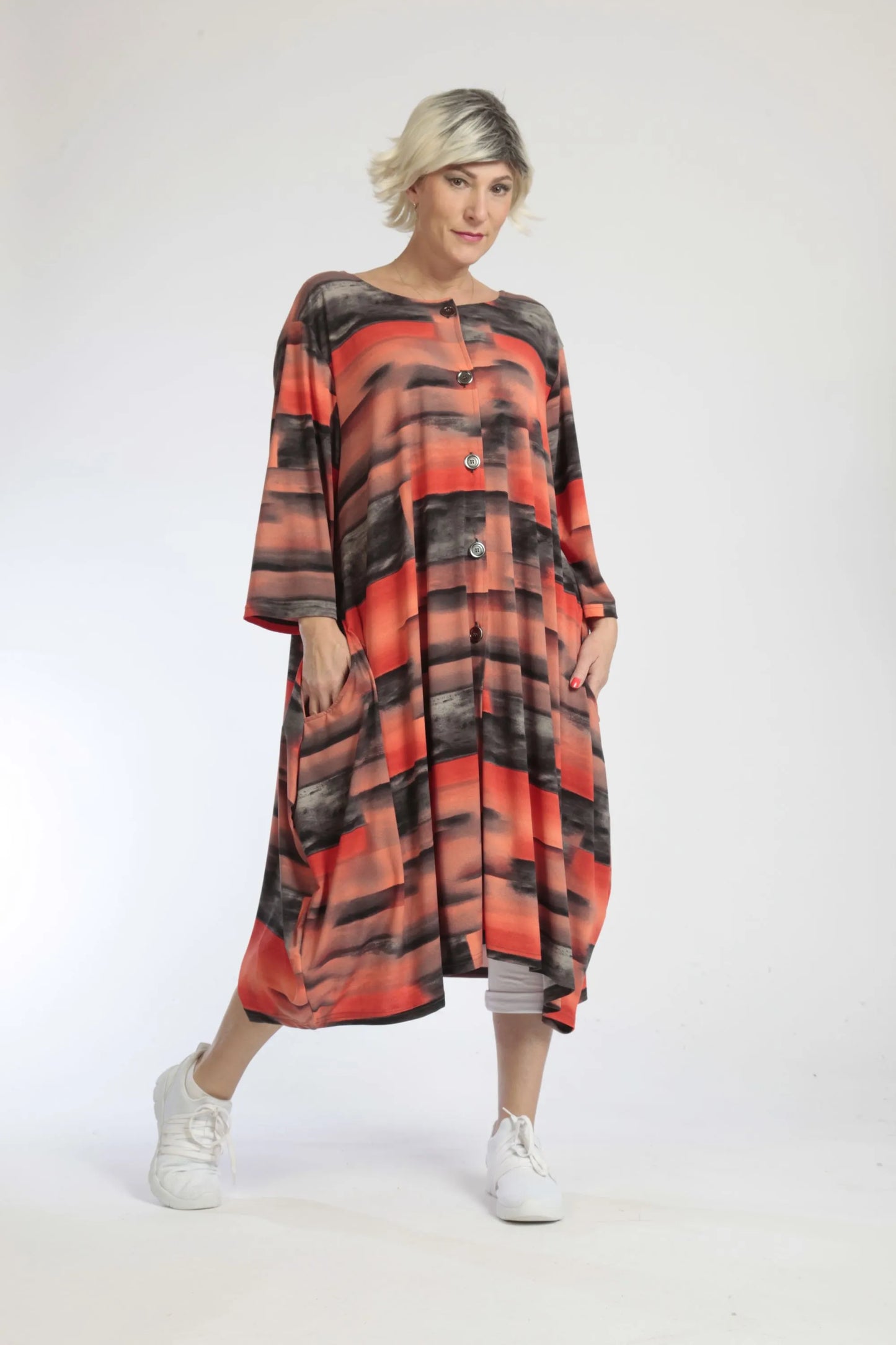 Sommer Mantel in A-Form aus weicher Slinky Qualität, Taria in Rot-Dunkelgrau