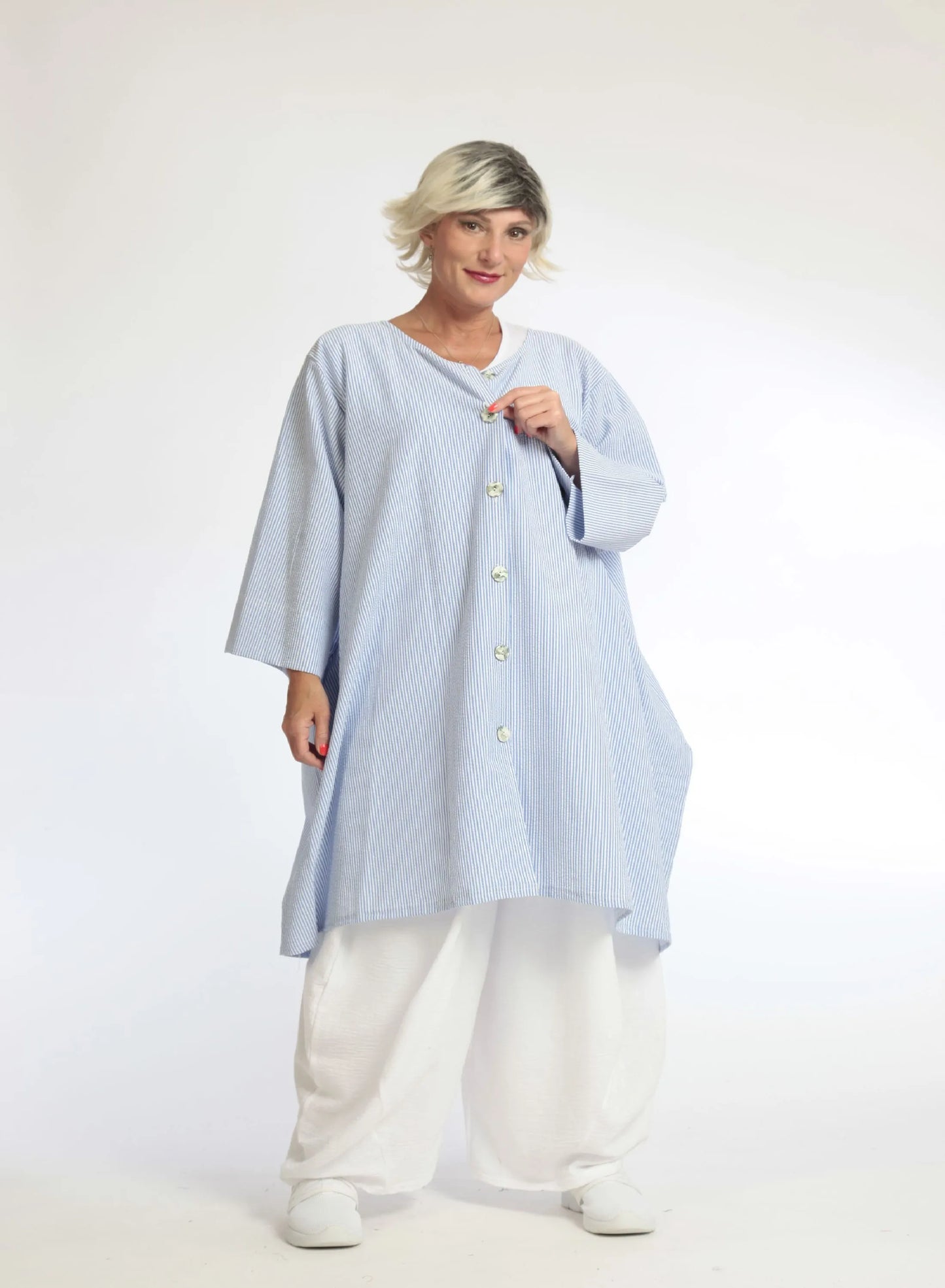 Sommer Bluse in A-Form aus weicher Seersucker Qualität, Tessa in Blau