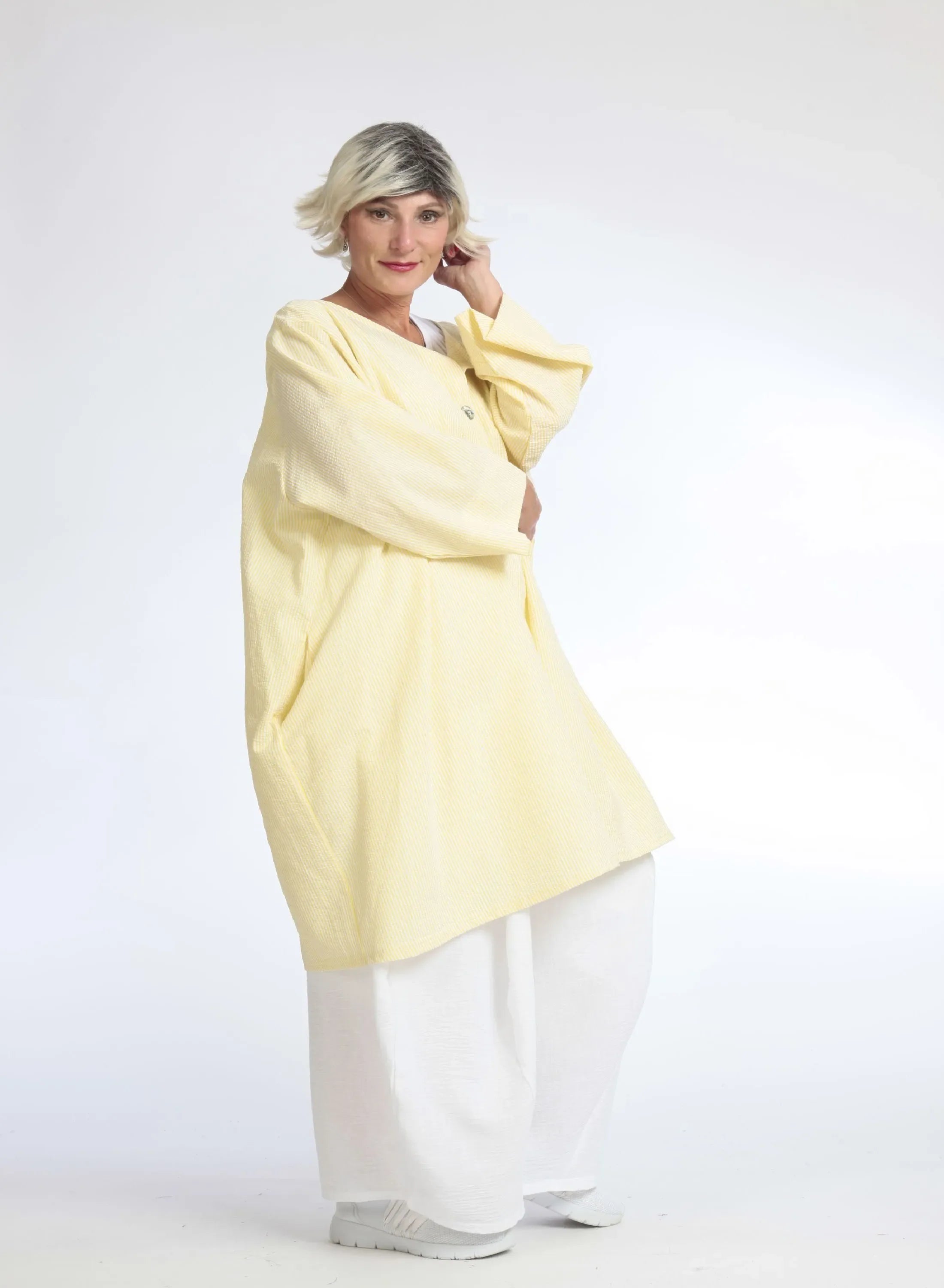 Summer blouse in A-shape made of soft seersucker quality, Tessa in yellow