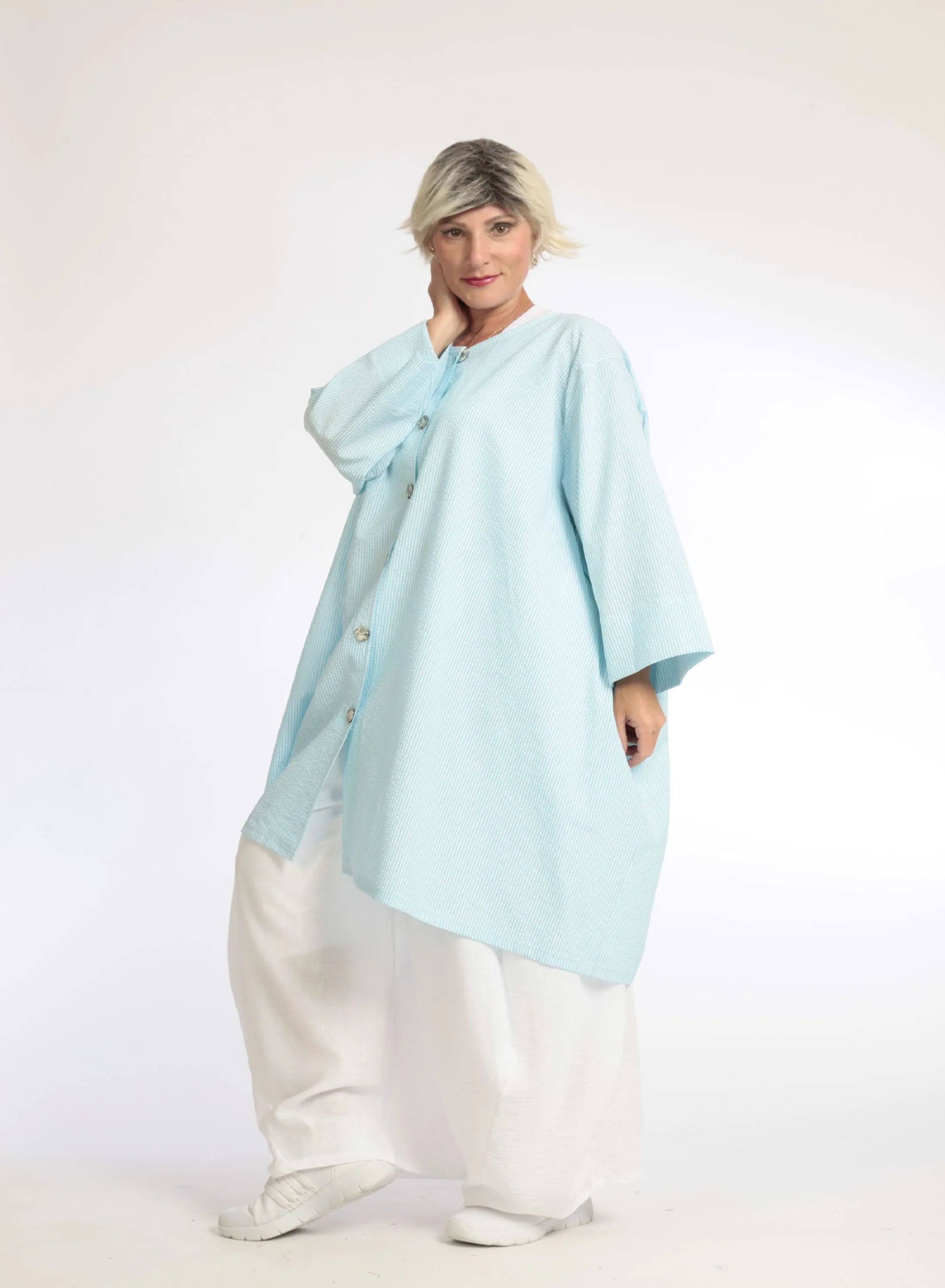 Summer blouse in A-shape made of soft seersucker quality, Tessa in light blue