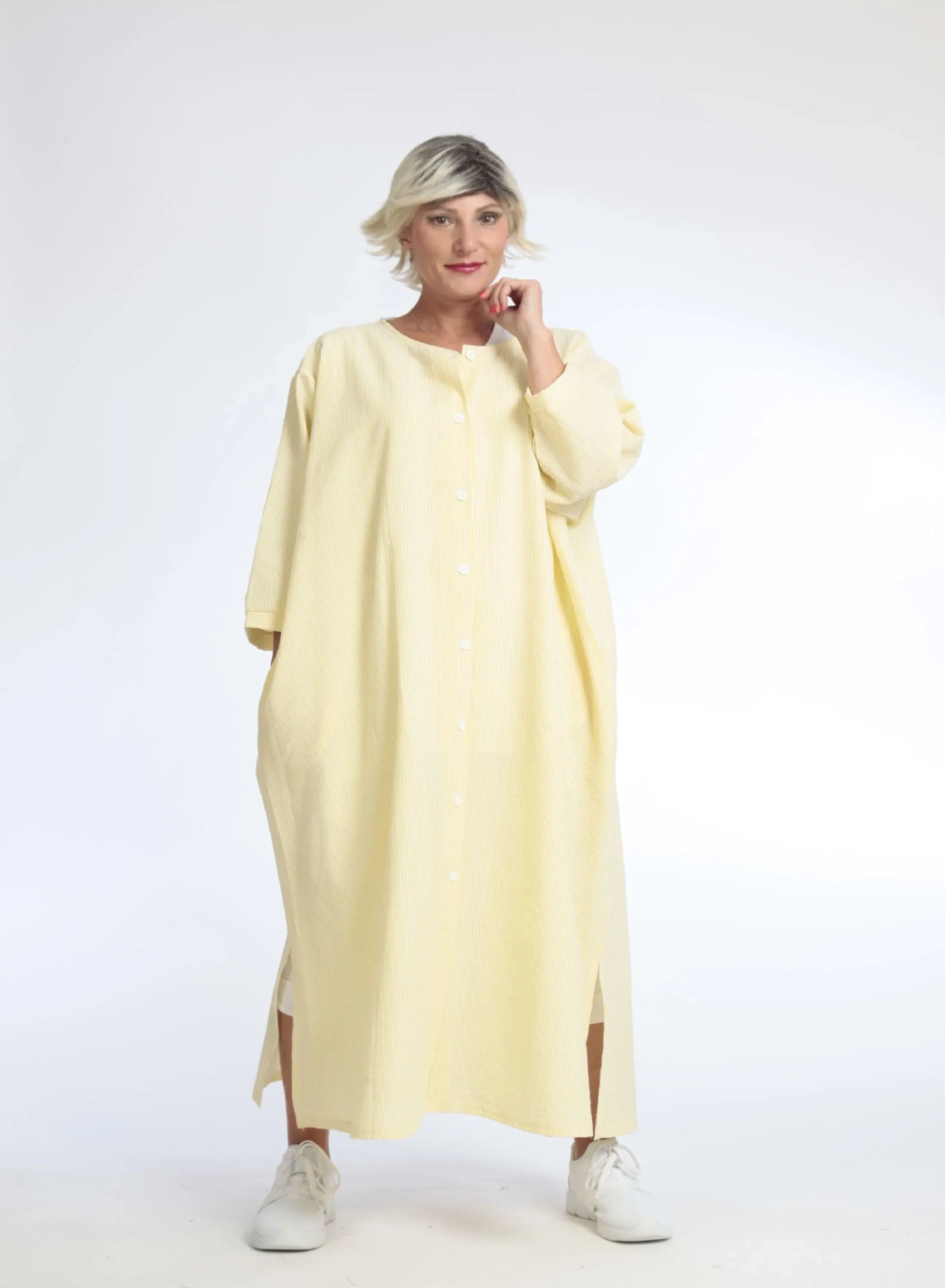 Summer coat in a straight shape made of soft seersucker quality, Tessa in yellow