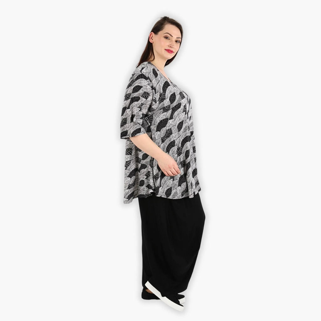AKH 1892 Shirt, Black and White