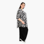 AKH 1892 Shirt, Black and White