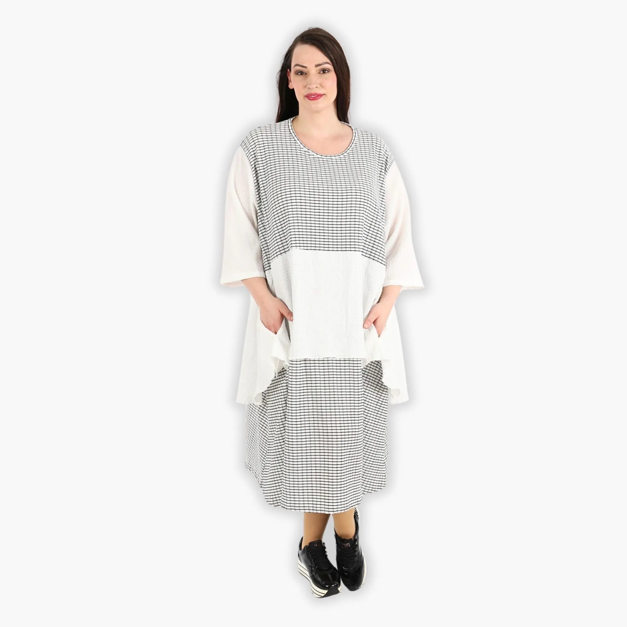 AKH 6734 Dress, White-Black