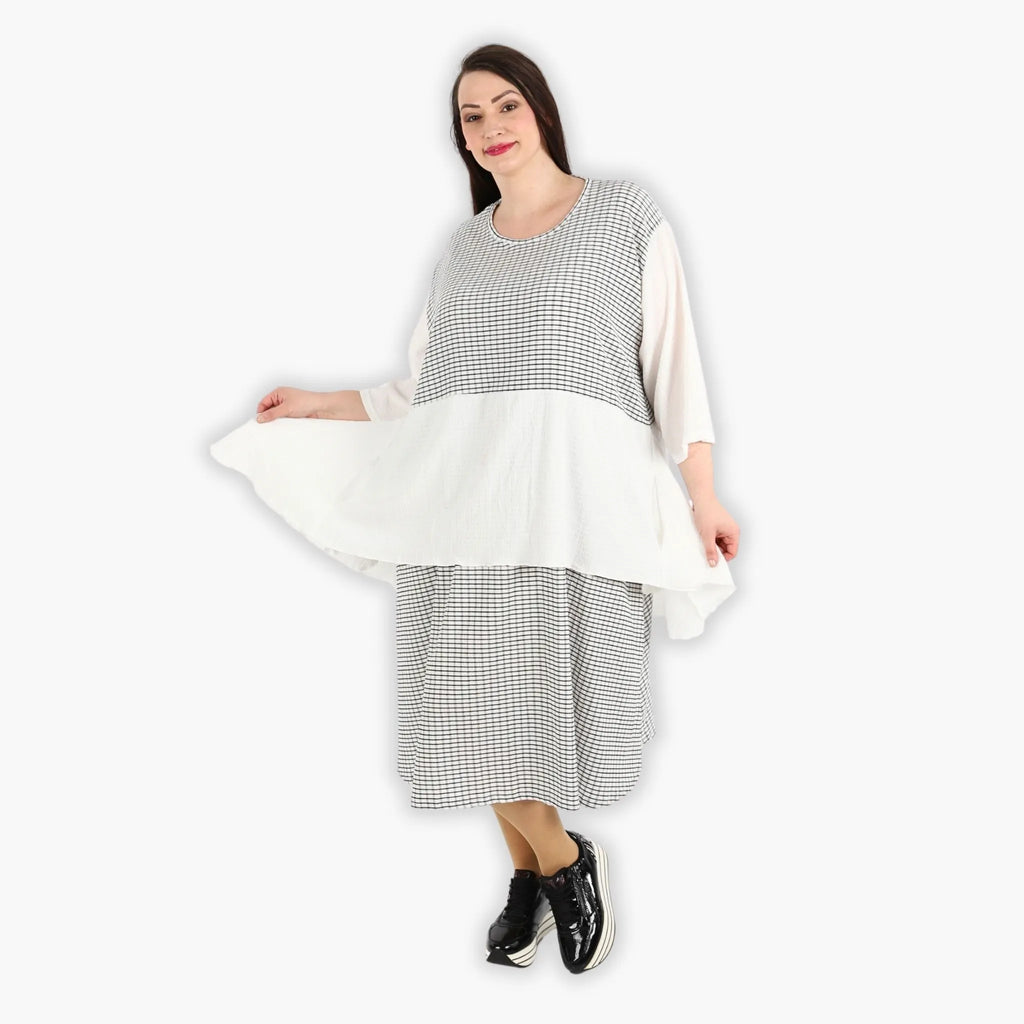 AKH 6734 Dress, White-Black