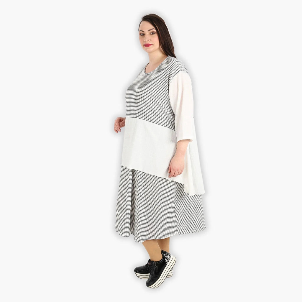 AKH 6734 Dress, White-Black